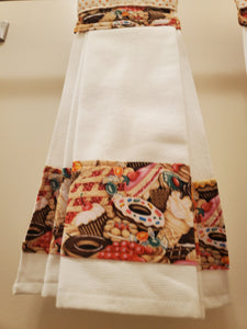 Hanging Dish Towel- Bakers Delight