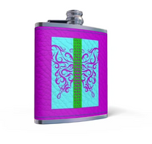 将图片加载到图库查看器，Leather Butterfly Hip Flask- Purple Butterfly 6 oz
