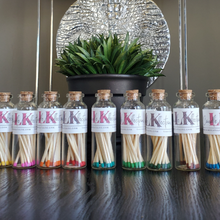 Charger l&#39;image dans la galerie, Colorful Wood Matches in Personalized Vials
