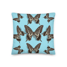 将图片加载到图库查看器，Pillow Throw- Butterfly Turquoise Blue
