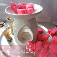 Load image into Gallery viewer, Scented Wax Melts- Butterflies and Hearts
