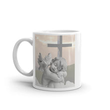 Charger l&#39;image dans la galerie, Religious Coffee Mug- Cherub Hugs a Cross
